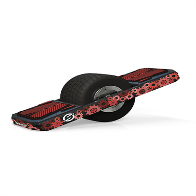 A única roda do CE 1000W motorizou o skate com luzes da faísca